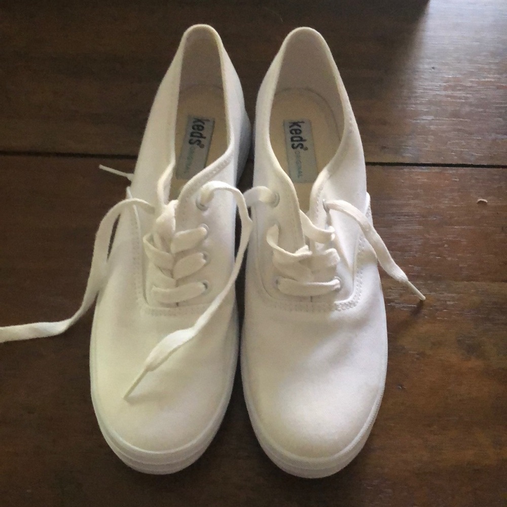 Never worn! Keds size 9 white classic sneakers
